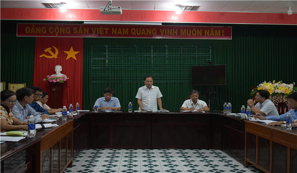 Đoàn công tác của Thường trực Huyện ủy Vĩnh Thuận làm việc với Ban Thường vụ Đảng ủy Trung tâm Y tế huyện